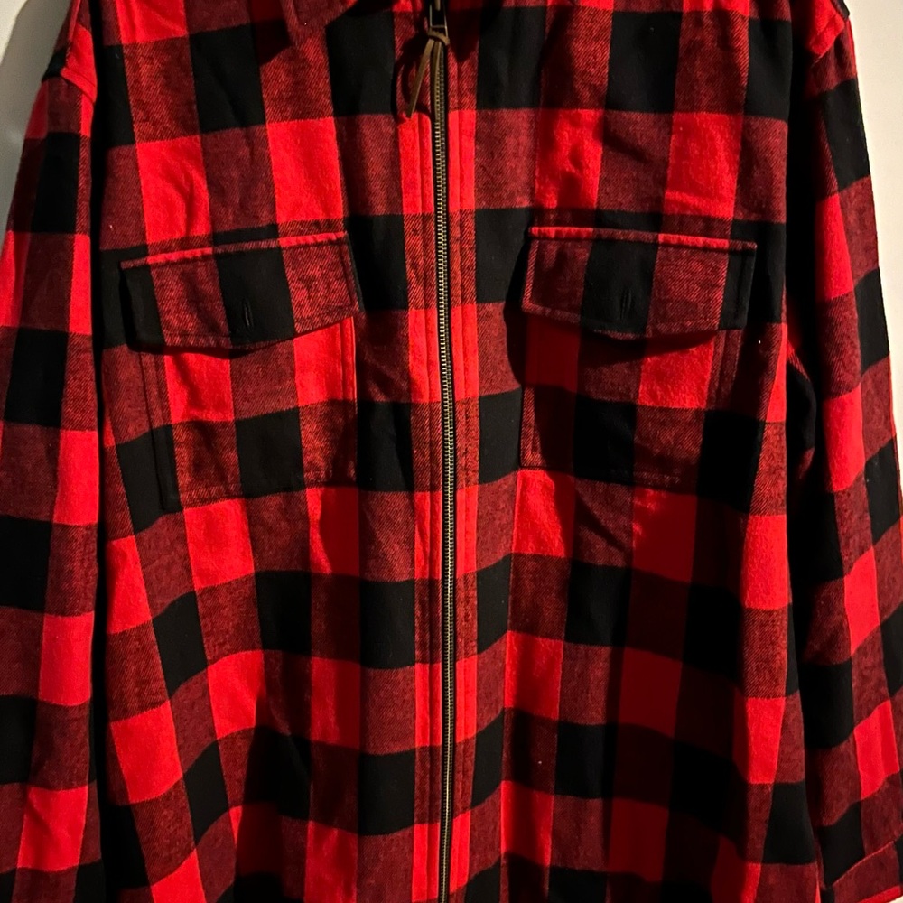St .Jonhs Bay XLarge Red and Black Plaid Lunber Jack Zip up Jacket